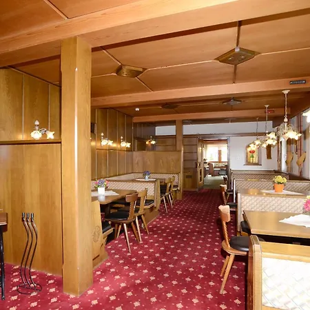 Sonneck & Gruppenhaus 1450m Am Hochzeiger Im Pitztal * يرتسنز