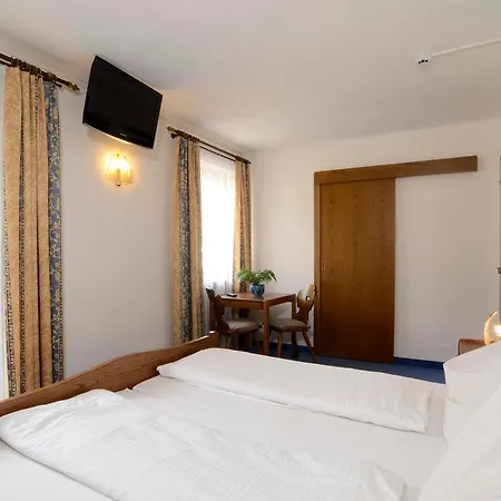 Sonneck & Gruppenhaus 1450m Am Hochzeiger Im Pitztal بيت للعطل يرتسنز