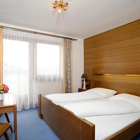 Casa de Férias Sonneck & Gruppenhaus 1450m Am Hochzeiger Im Pitztal
