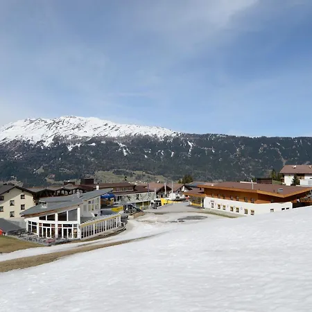 Sonneck & Gruppenhaus 1450m Am Hochzeiger Im Pitztal Jerzens