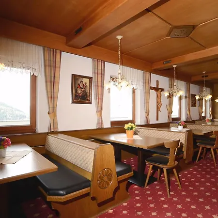 Casa de Férias Sonneck & Gruppenhaus 1450m Am Hochzeiger Im Pitztal *
